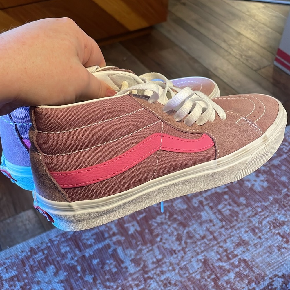 New vans - Picture 2 of 7